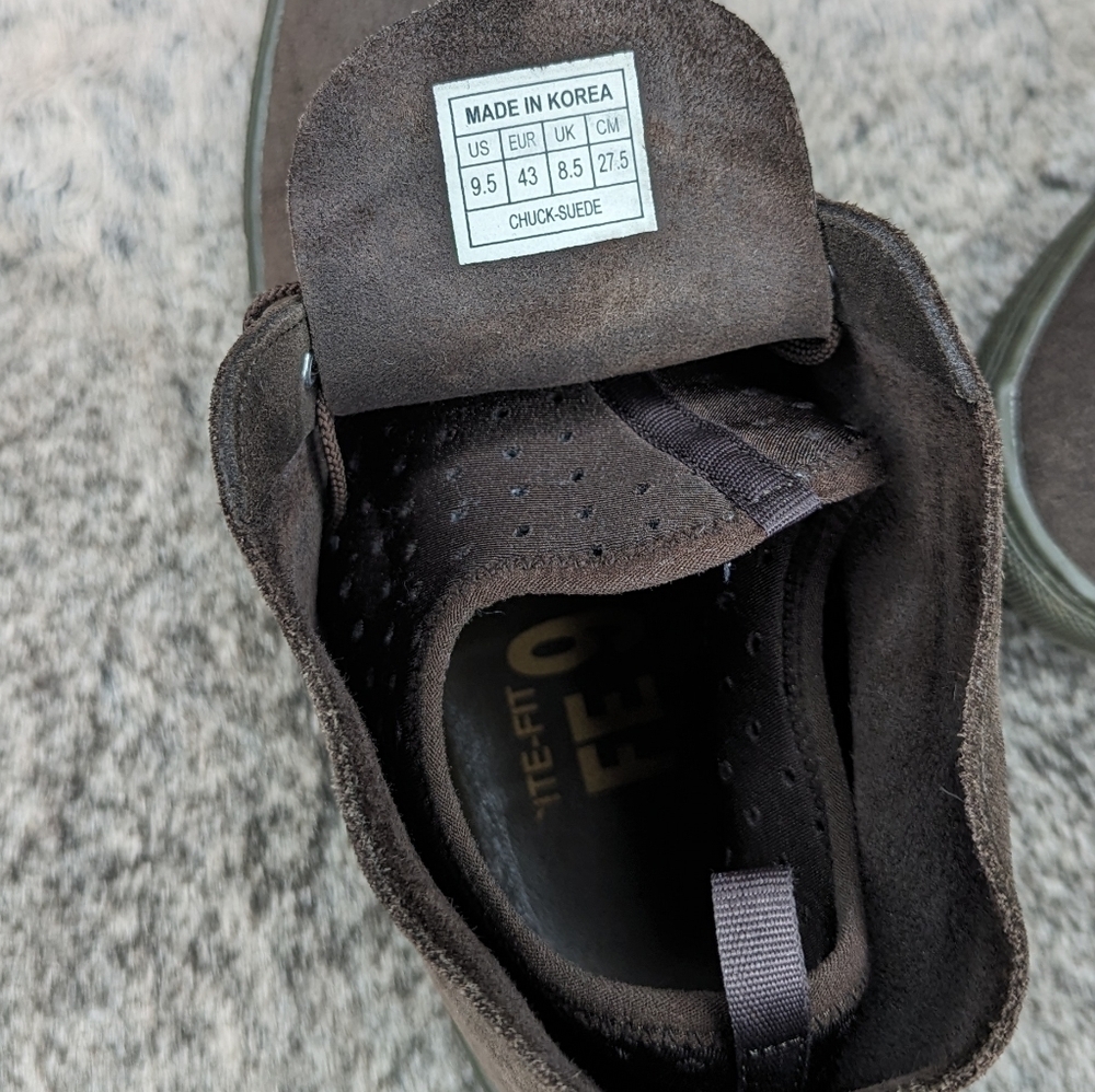 Alife Chuck Suede Chukka Sneaker Brown Men's 9.5 - Picture 8 of 11
